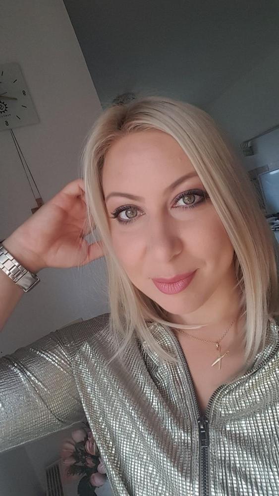 8P Turkish Milf