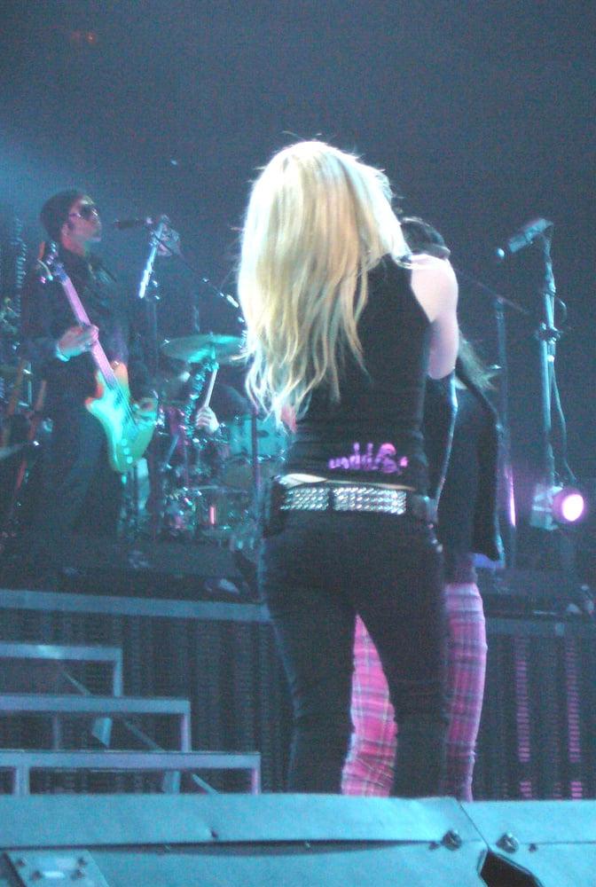 25P Avril Lavigne is your new girlfriend volume 2