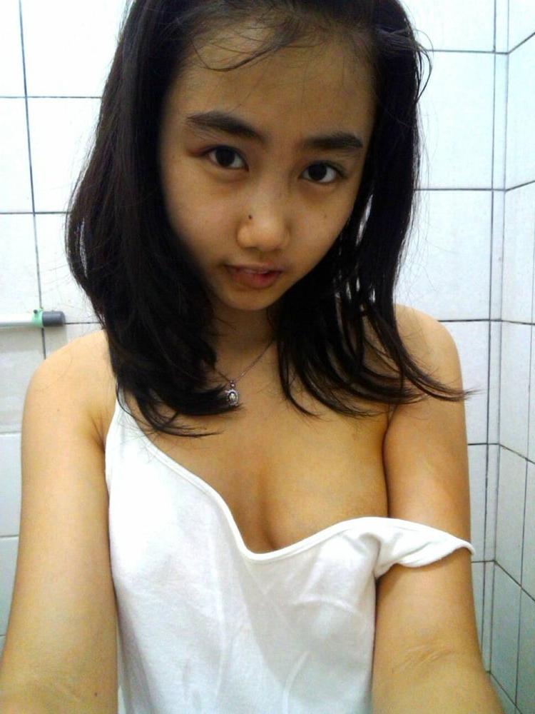 25P Exposed Thai GF 3