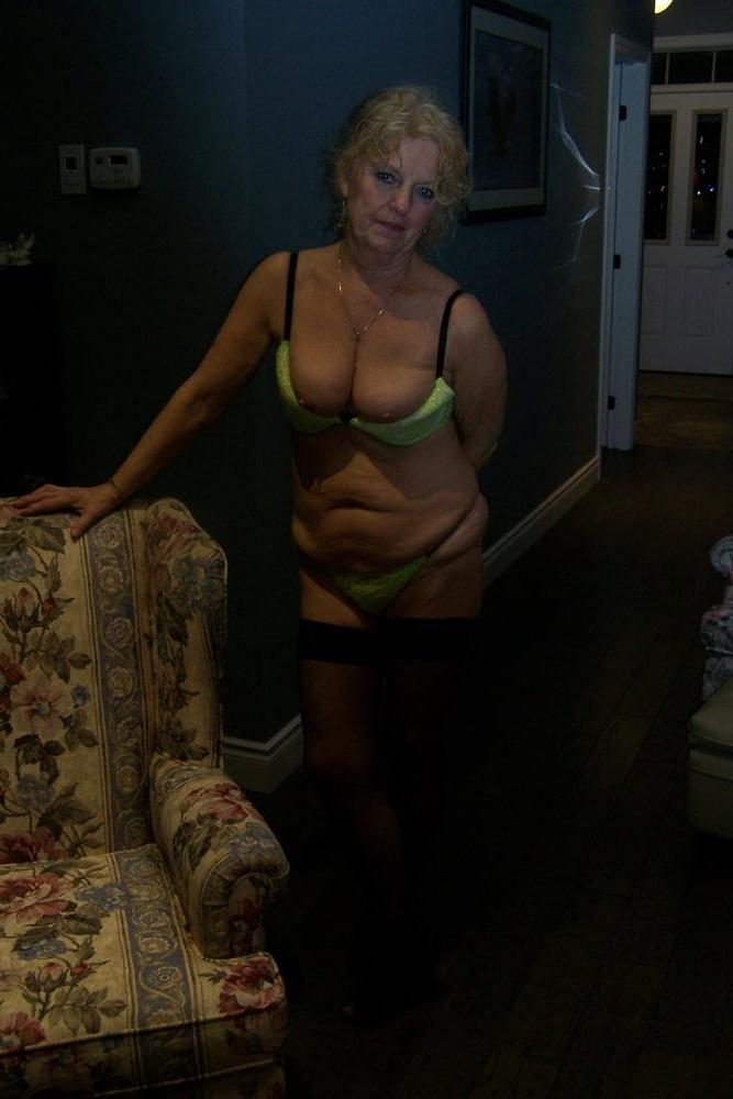 21P Neon Bra and Thong #3