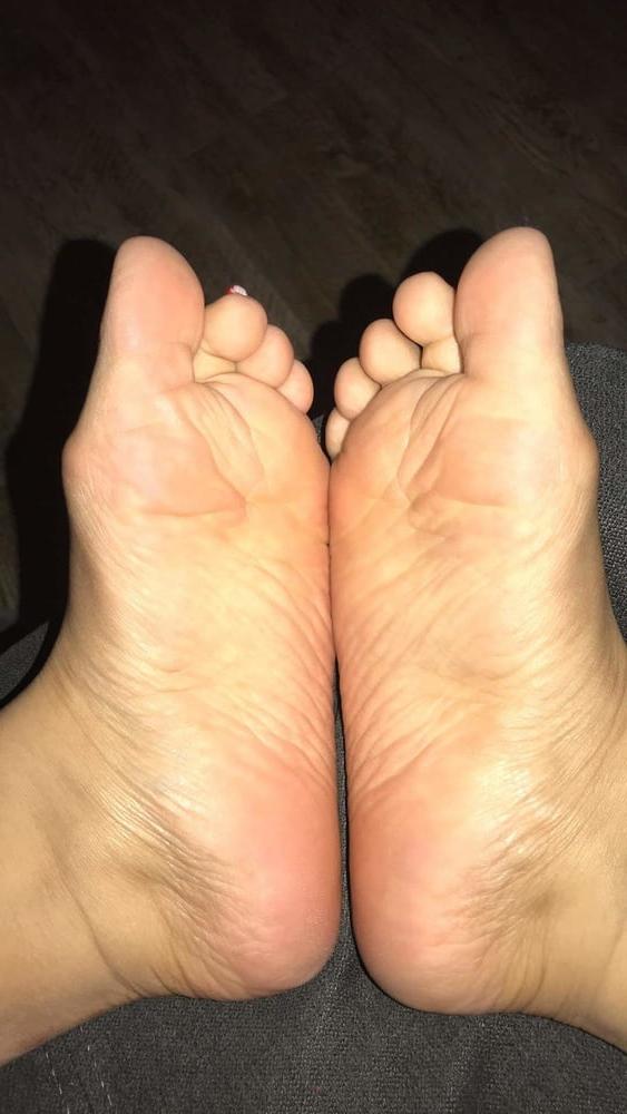 25P 25 year old BBW mexican Soles Nut draining wrinkles