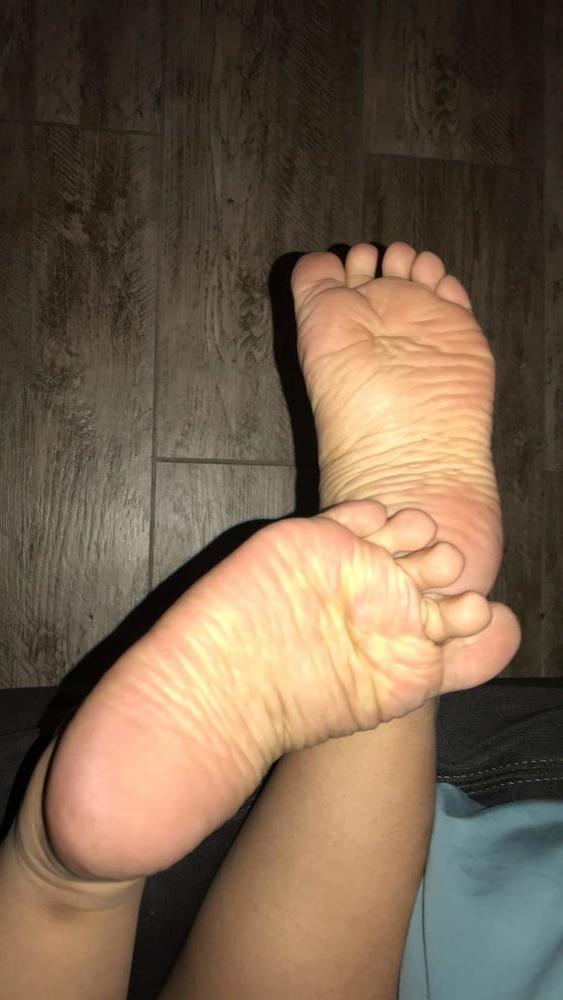 25P 25 year old BBW mexican Soles Nut draining wrinkles