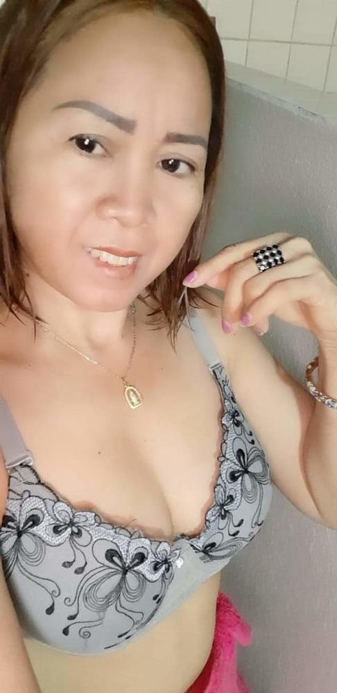 25P Thai prostitute.11