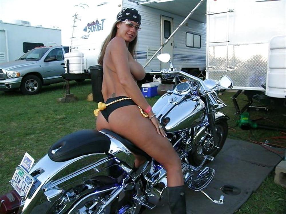 20P Uncle Dude's Biker Chick Review