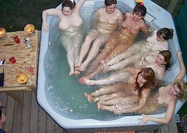 25P Mixed Milf Hottub Fun