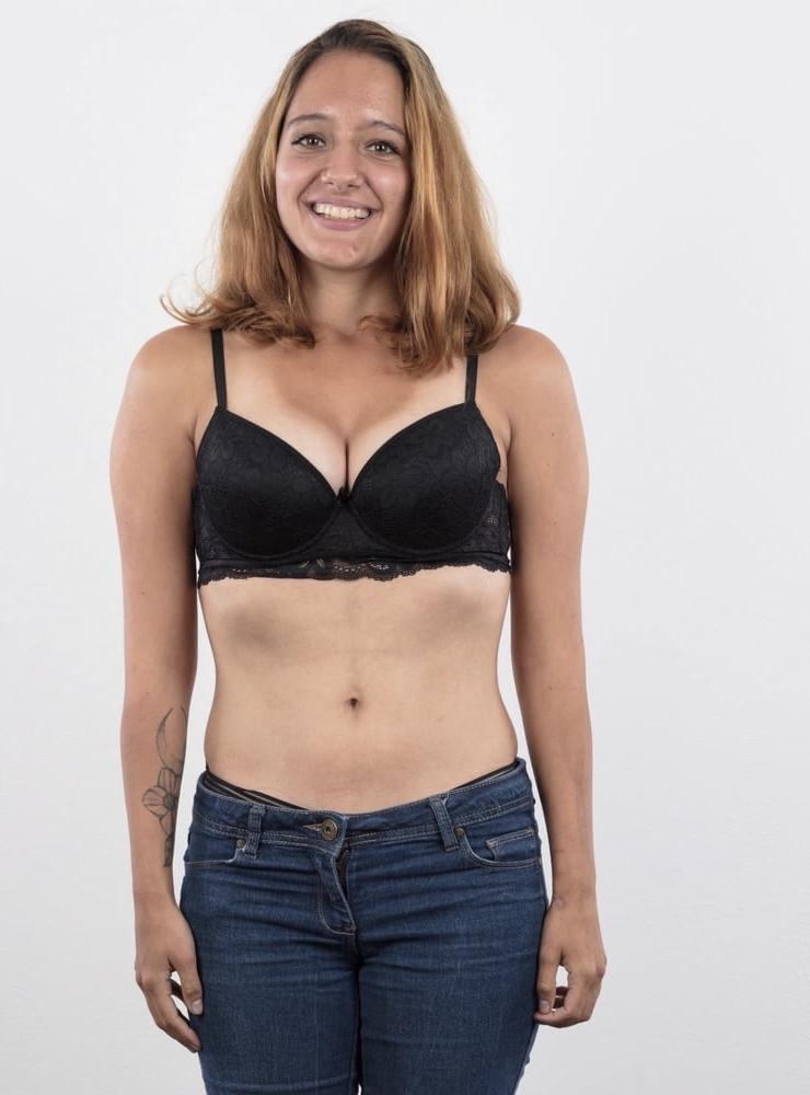 25P 720 - casting girls amateur with panties and bra
