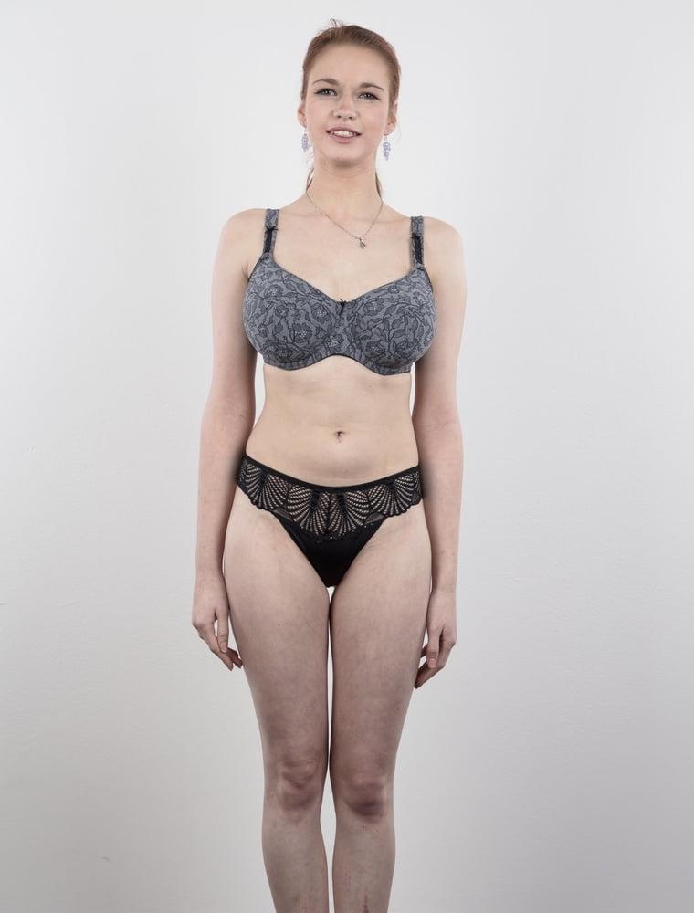 25P 720 - casting girls amateur with panties and bra