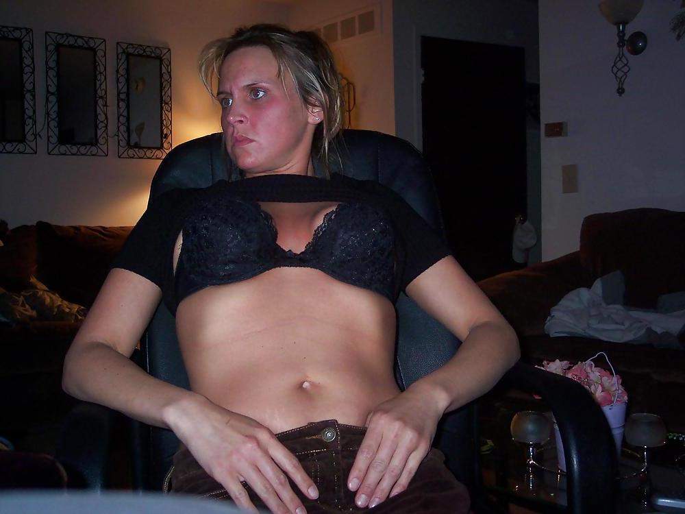 25P Exposing her tits and cunt then ordered to masturbate 