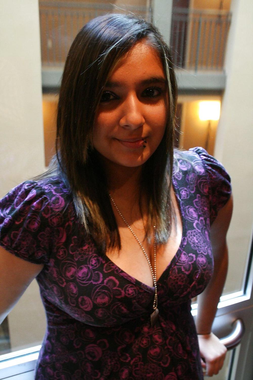 13P INDIAN BIG MELONS-SUPPORTED BY BRA