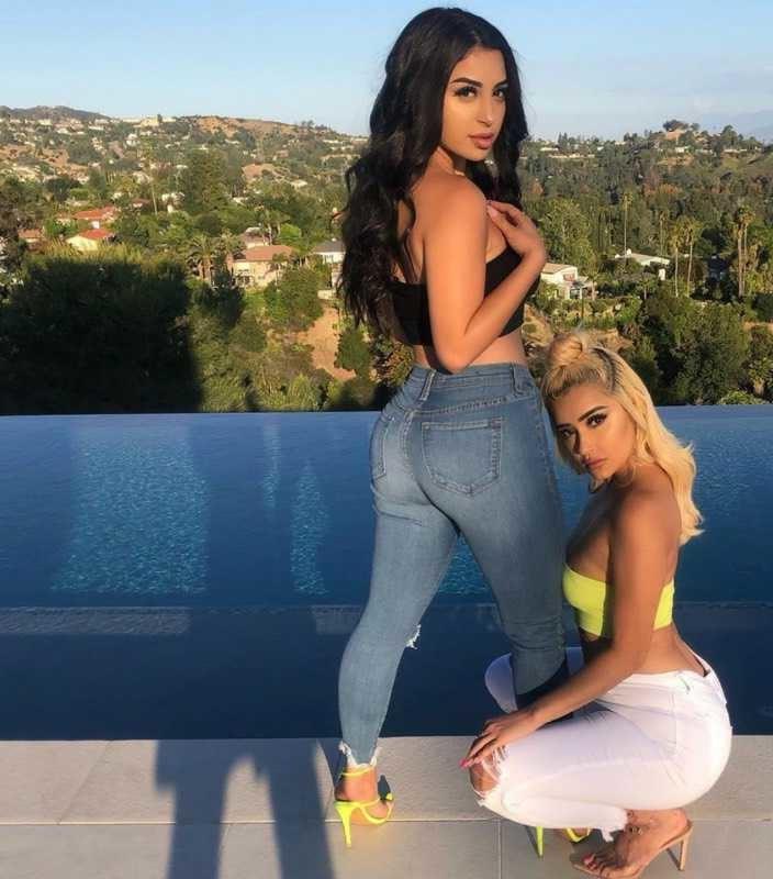 21P Pretty bitches 2