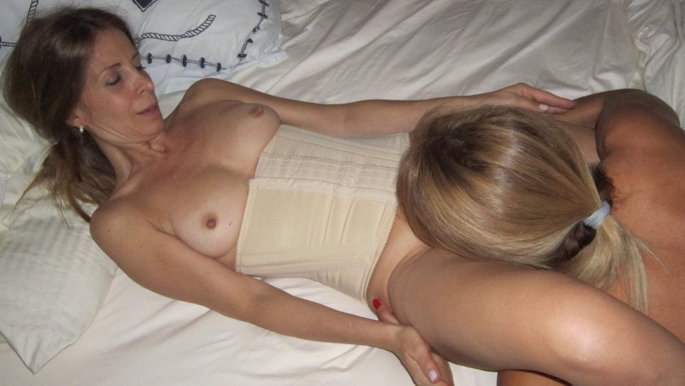 25P Milf in Lingerie