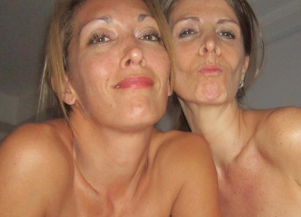 25P Milf in Lingerie