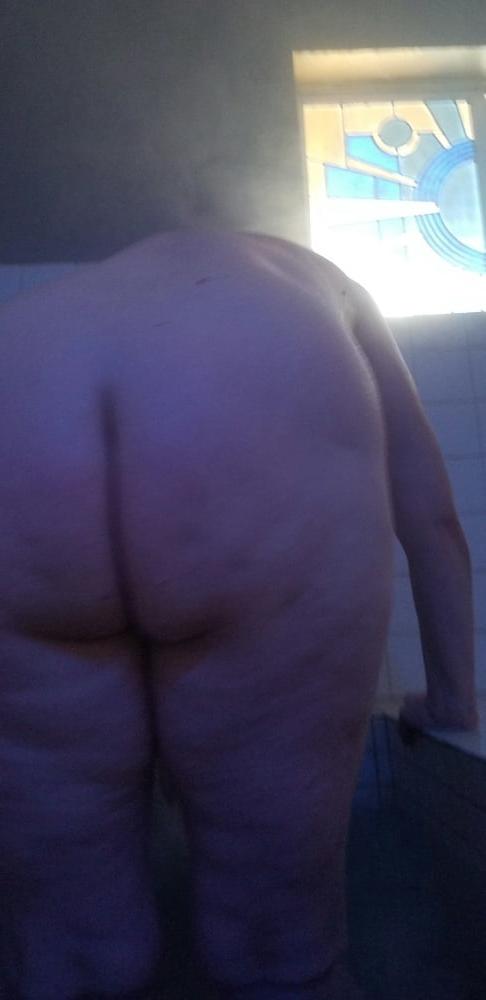 25P My Sexy Mormon Wife at the Hot Springs 3