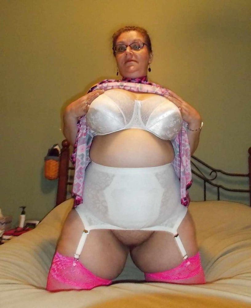 23P The Bra Is The Star 3
