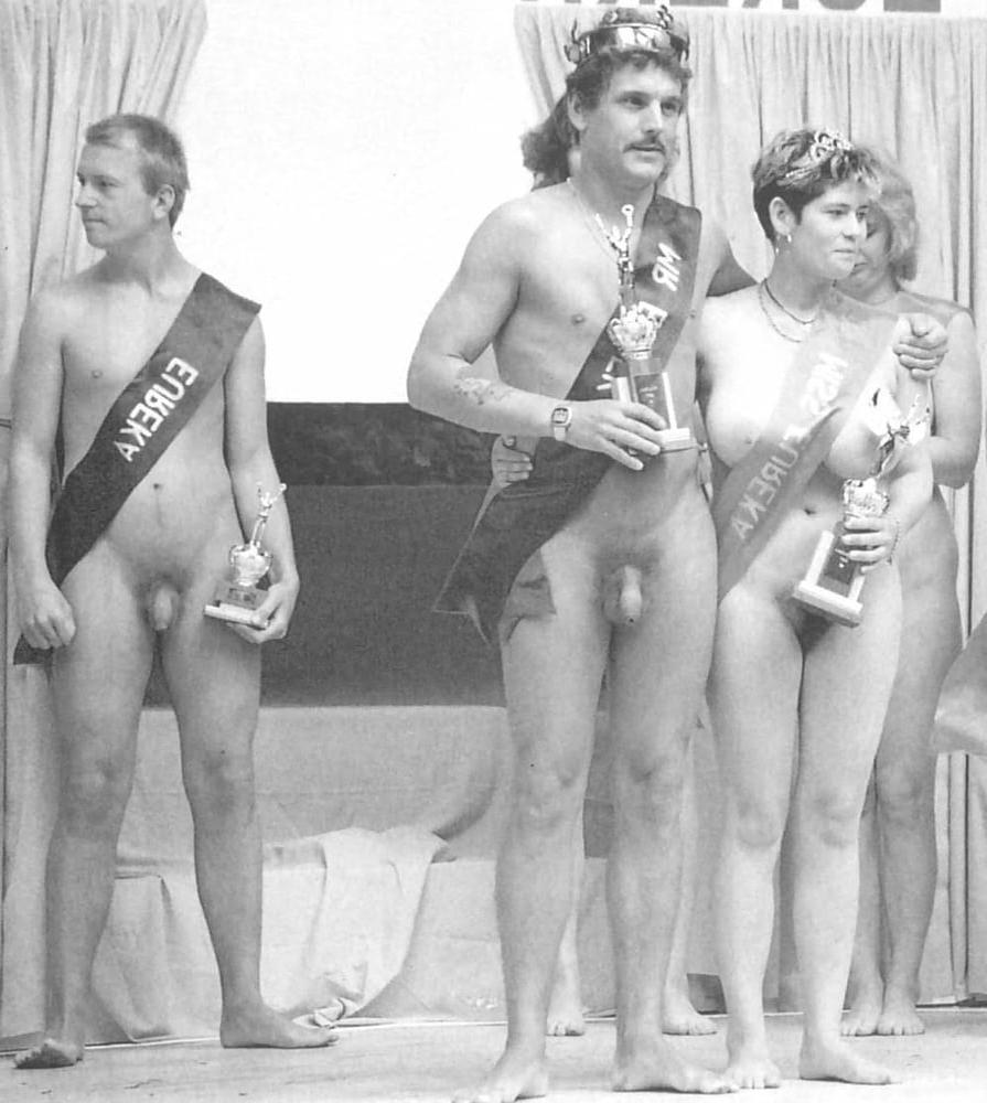 25P Naked Vintage Girls 55