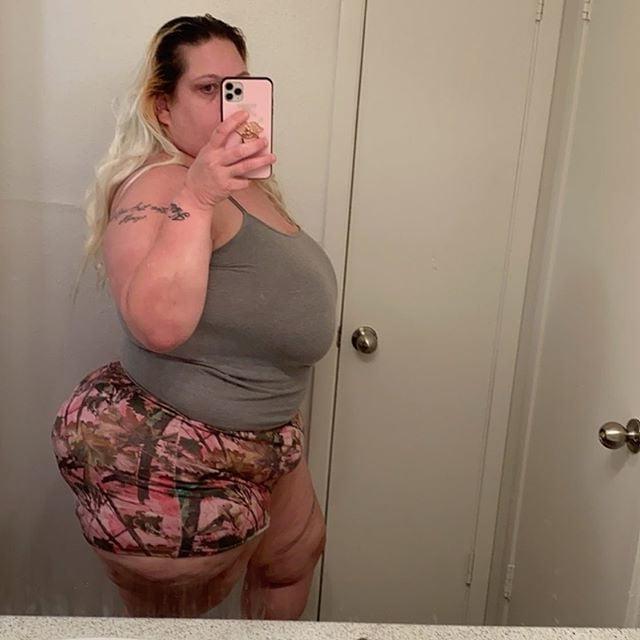 25P BBWs And Thick Girls 46