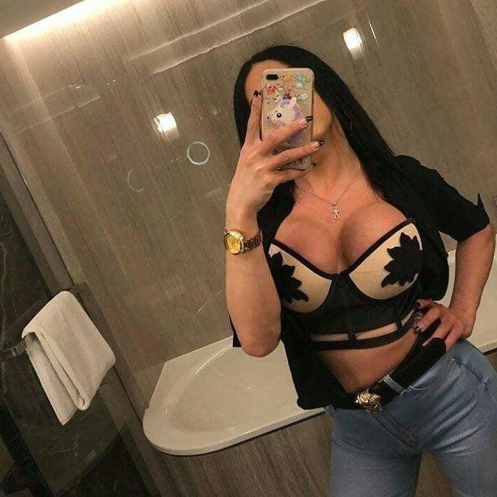 25P My facebook frends jerk me off(top25)
