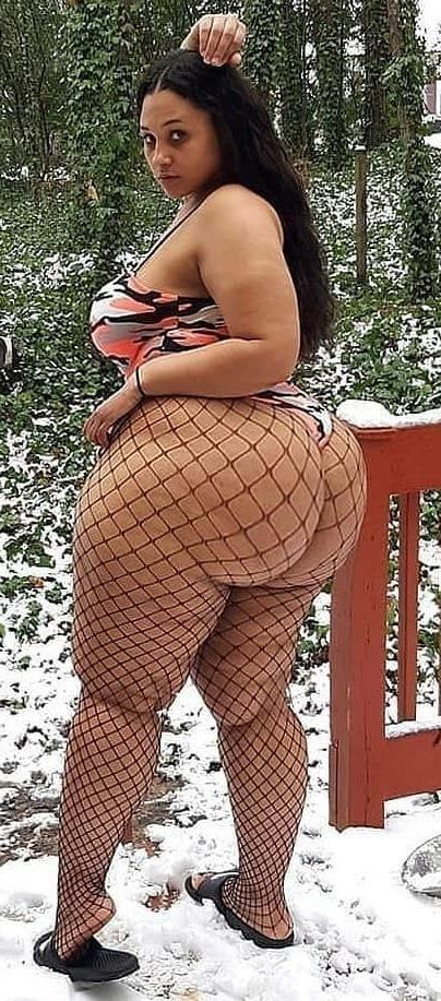 25P Thick curvy ebony beautys #2