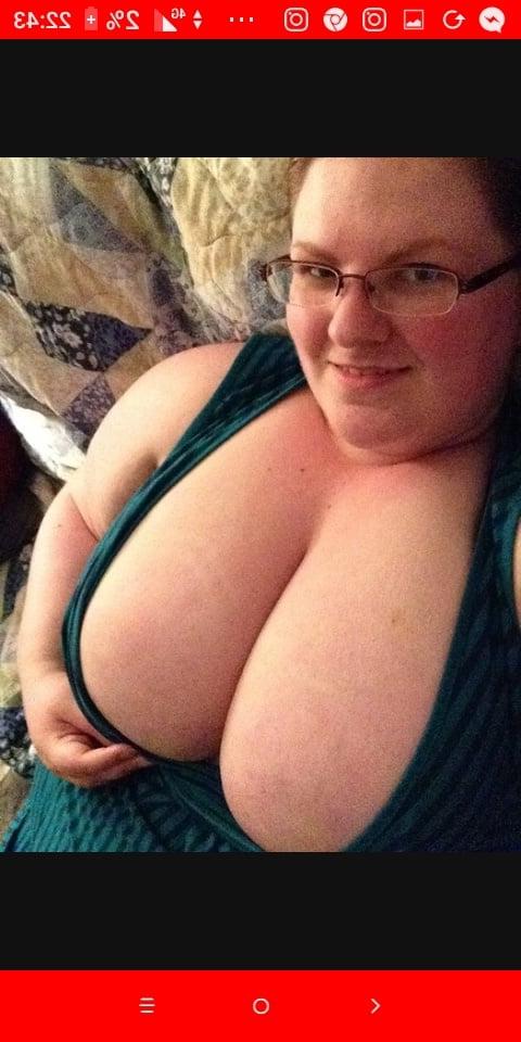25P Hoodyman SSBBW 296 . Debbie fat pig .