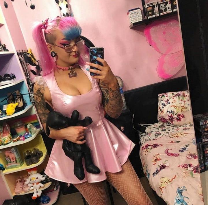 25P Alt Girls 167