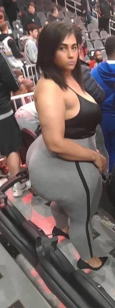 25P Curvy Queens 3