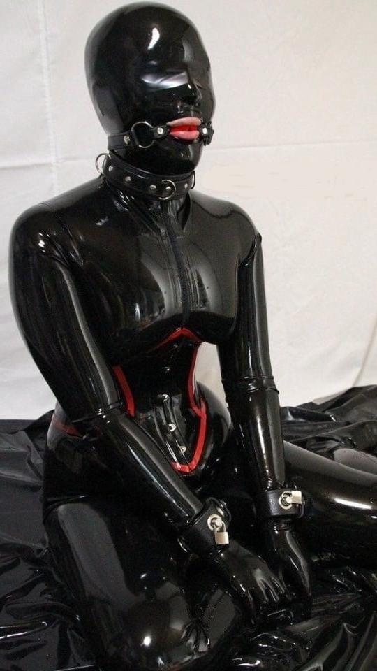 25P Girls in gag 4