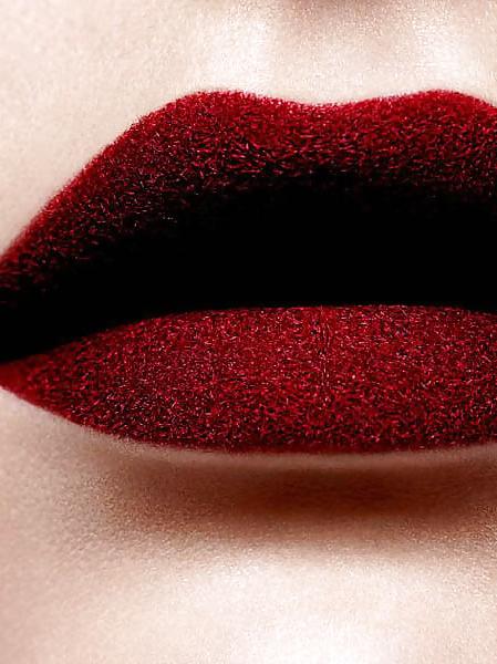 14P A little bit of glamor ?