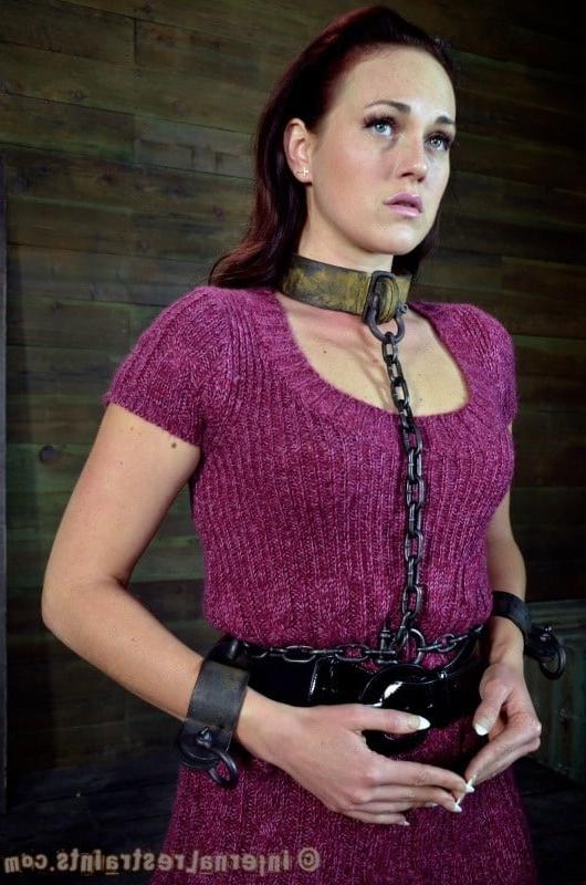 25P Handcuffed girls (2)