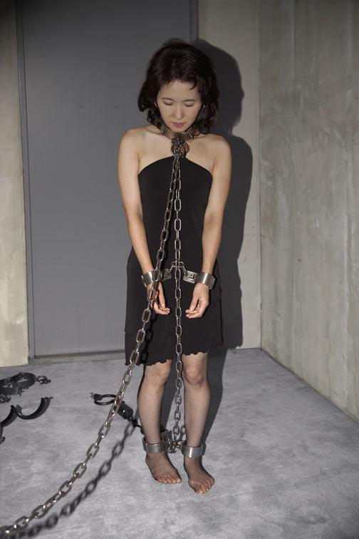 25P Handcuffed girls (2)