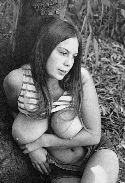 25P Linda Schmitz aka Laura Lynwood, 1970's model