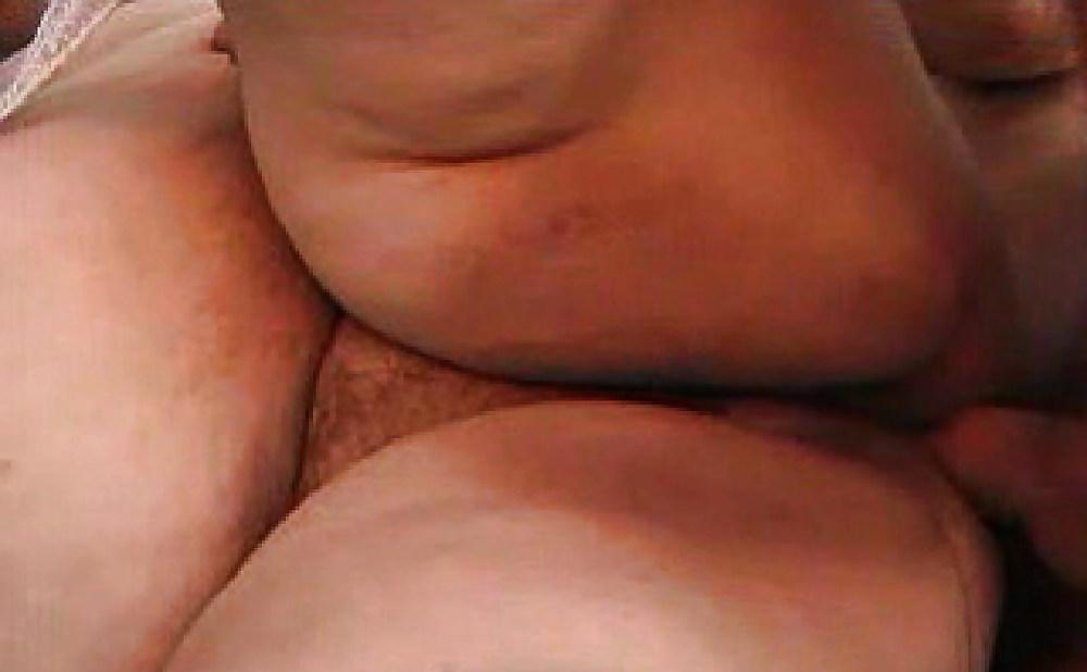 13P My fat mom (new photos)