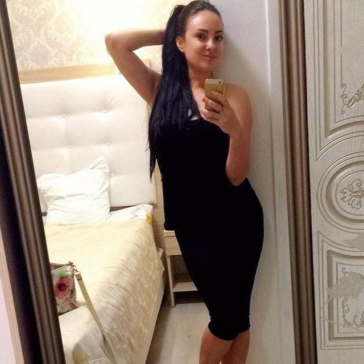25P Fake Girls 24