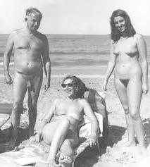 25P Naked Vintage Girls 53