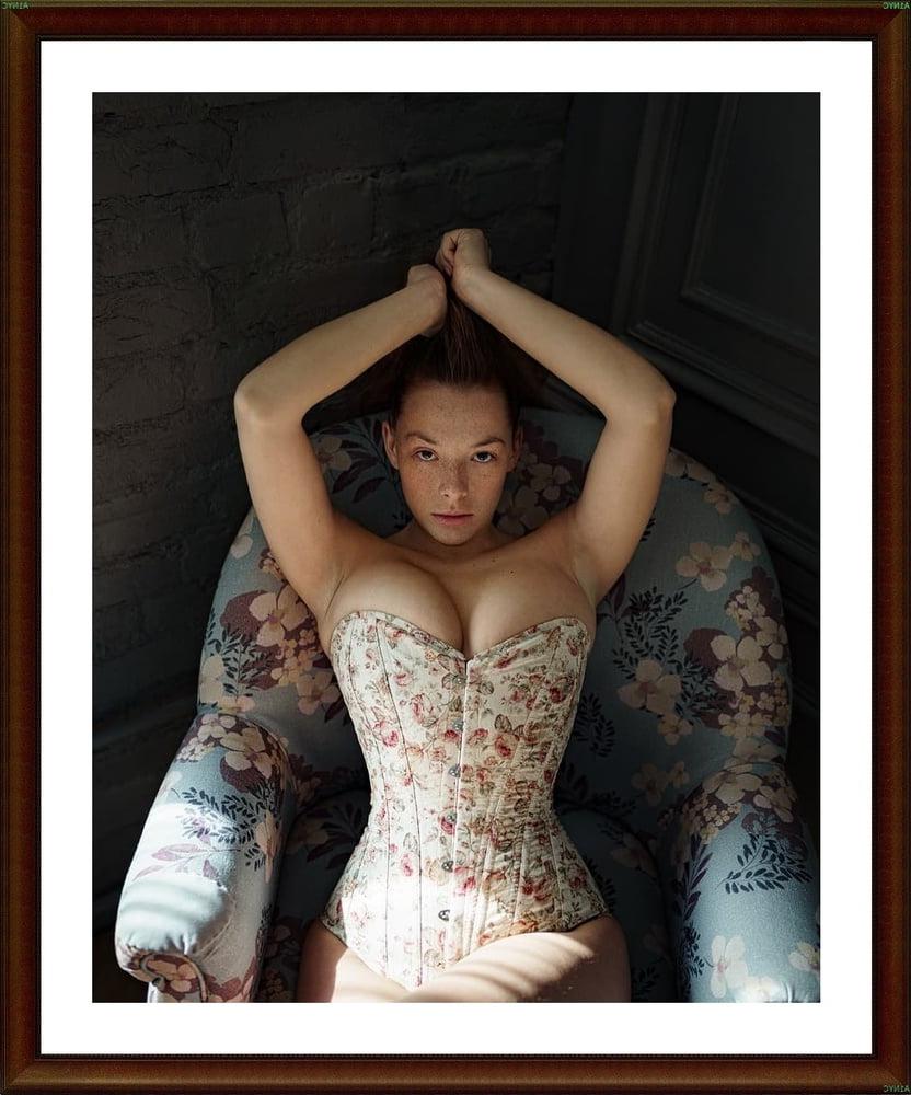 25P A1NYC Sexy Big Boob Russian Model