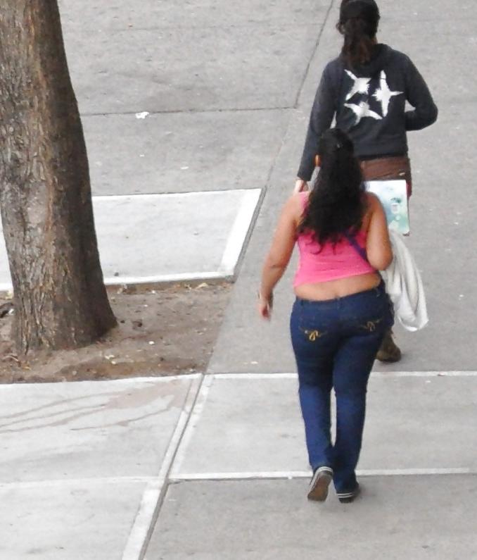 7P Harlem Girls in the Heat 458 New York  Miniskirt Pierced