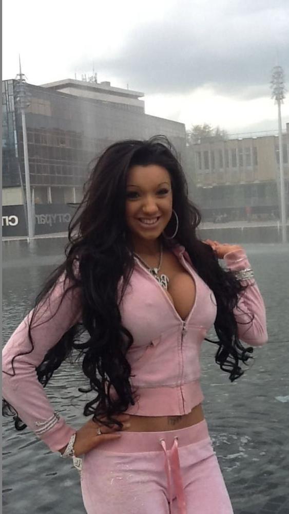 25P Slut Chloe K. Bimbo Chav Gallery 2