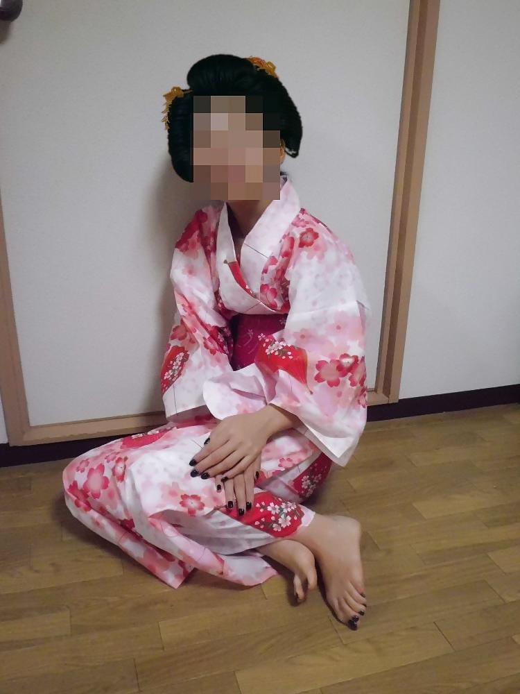 10P Nasty geisya play with dildo (the wig of fake,And mischief )