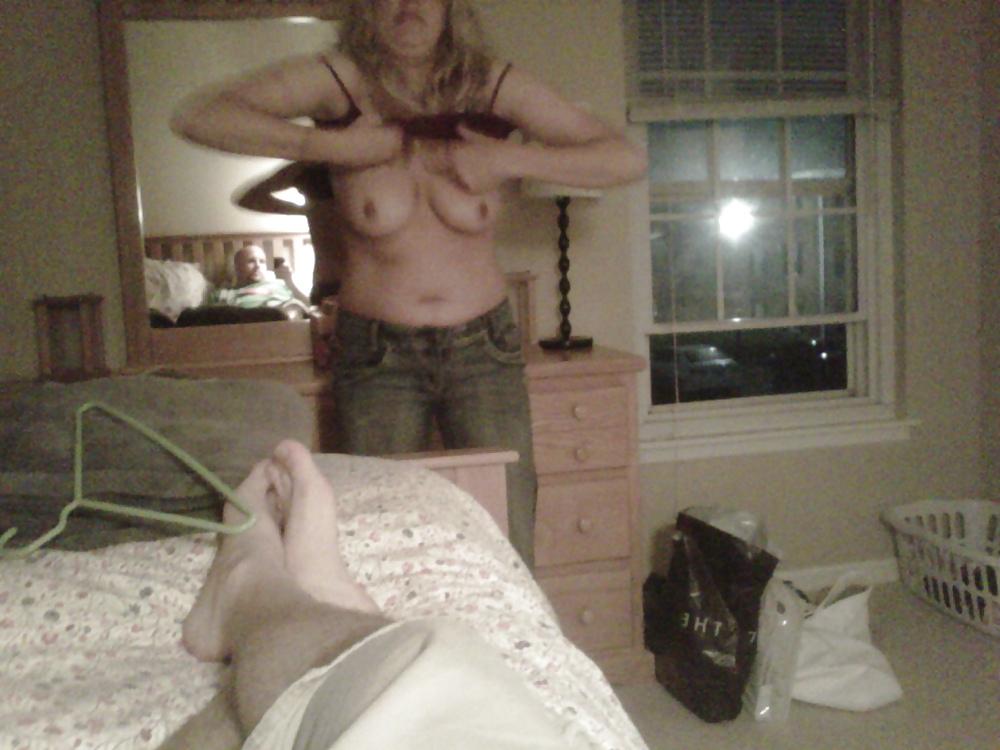 25P Curvy Blond MILF