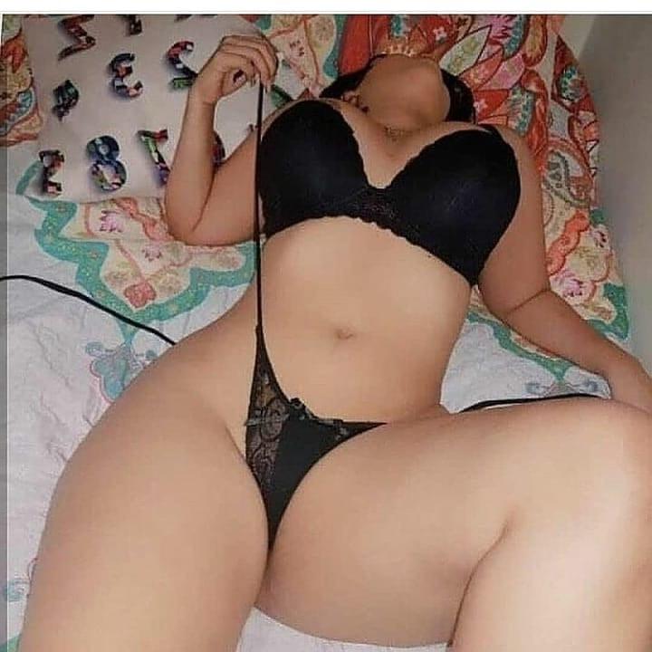 25P Girls in Bikinis 2