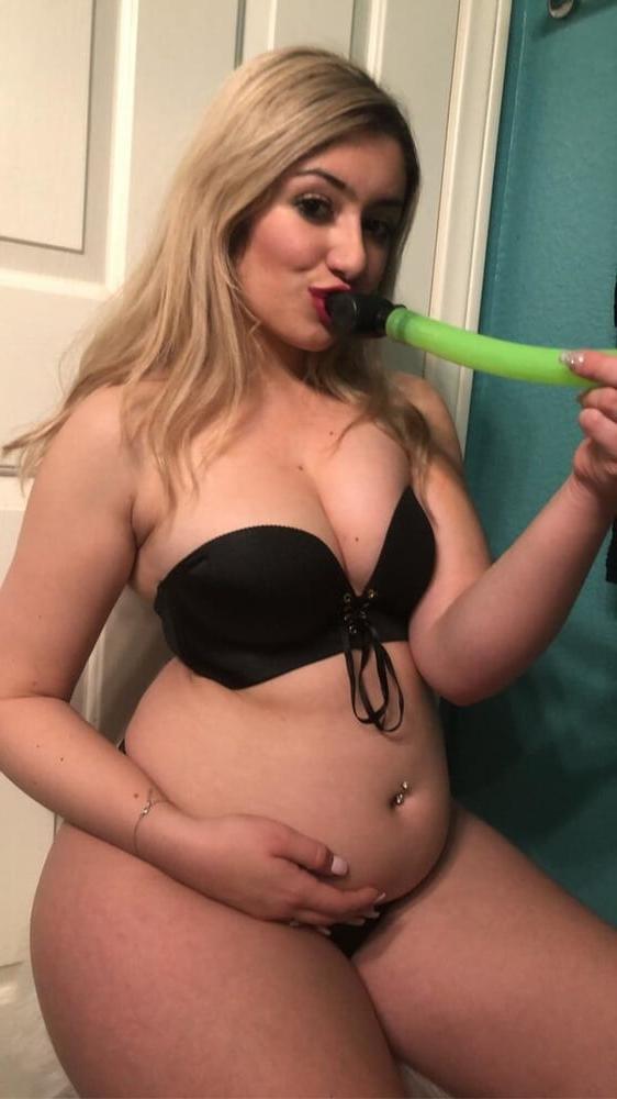 25P Fat Chicks With Deceptively Thin Faces 7