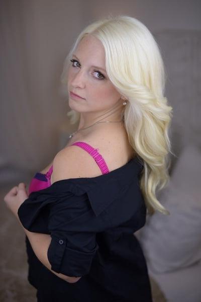 25P Tight Blond