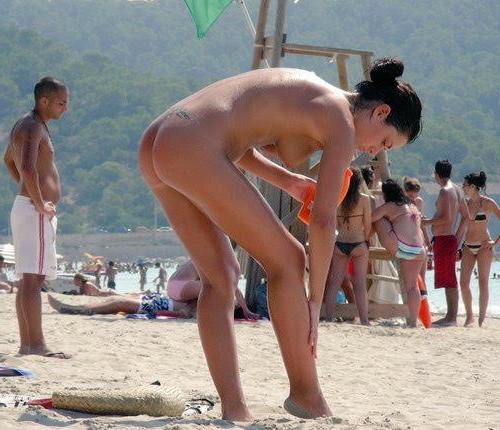 25P Girls on the Beach 204