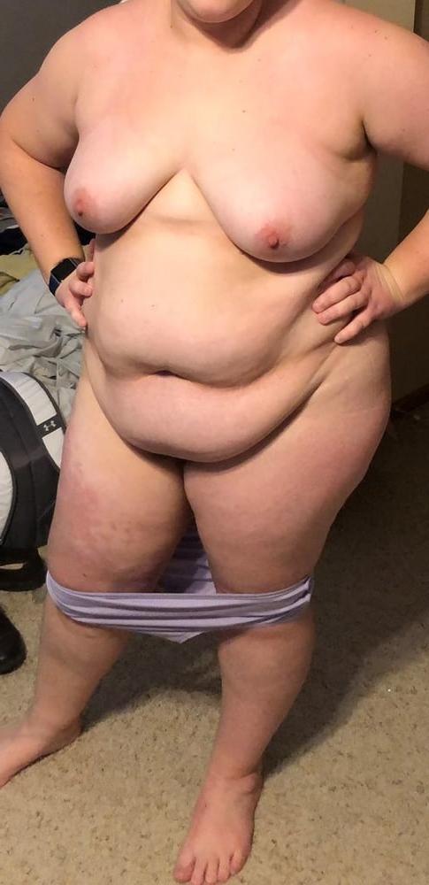 25P Hoodyman SSBBW 283 : Fat pigs exposed forever.