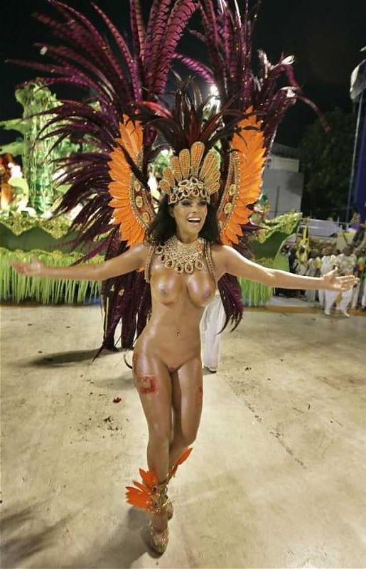 25P Viviane Castro Brazilian Carnival Queen 2008