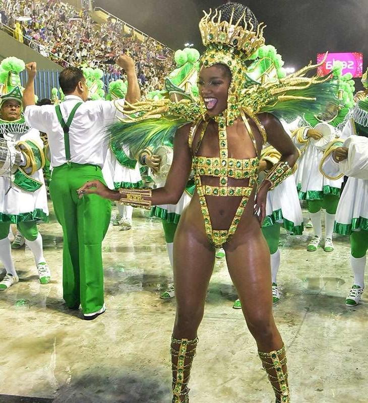 12P Brazilian Ebony Girl Carnaval 2020