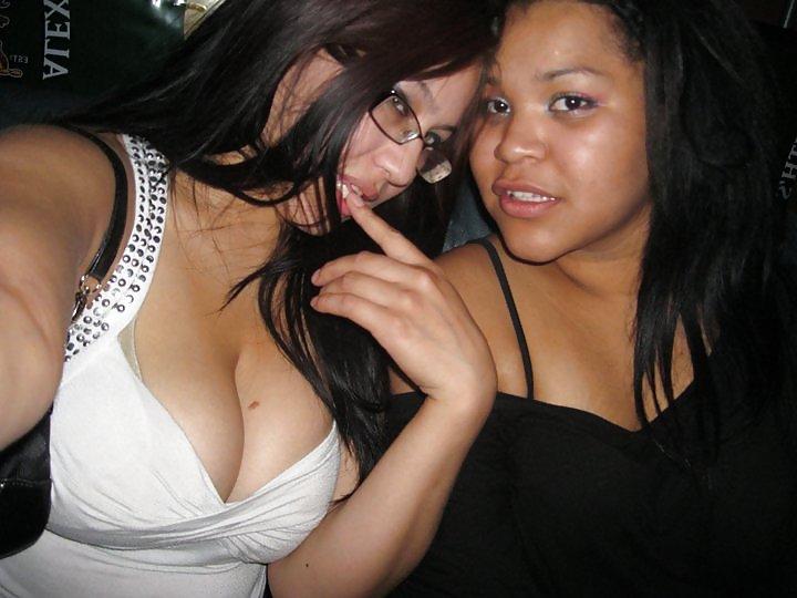 25P Pics of that slut on the video I uploaded