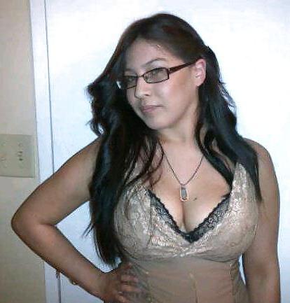25P Pics of that slut on the video I uploaded