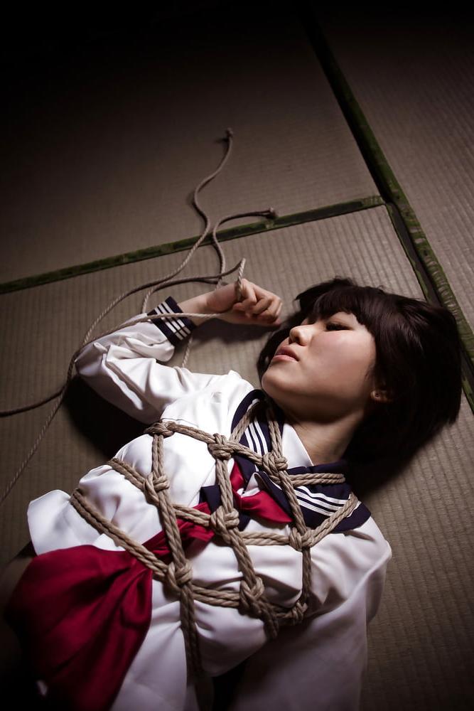25P Shibari art 1