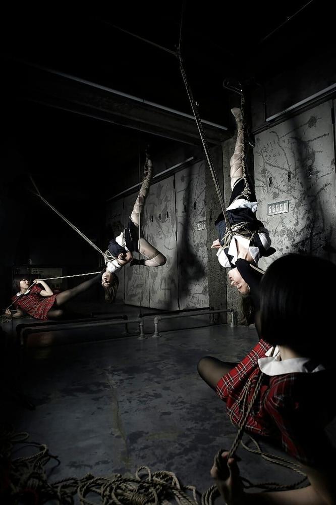 25P Shibari art 1