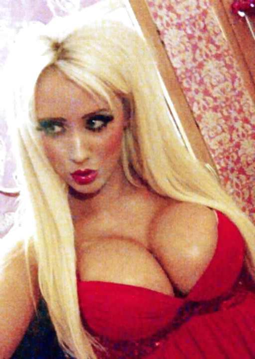 13P Laura the Bimbo